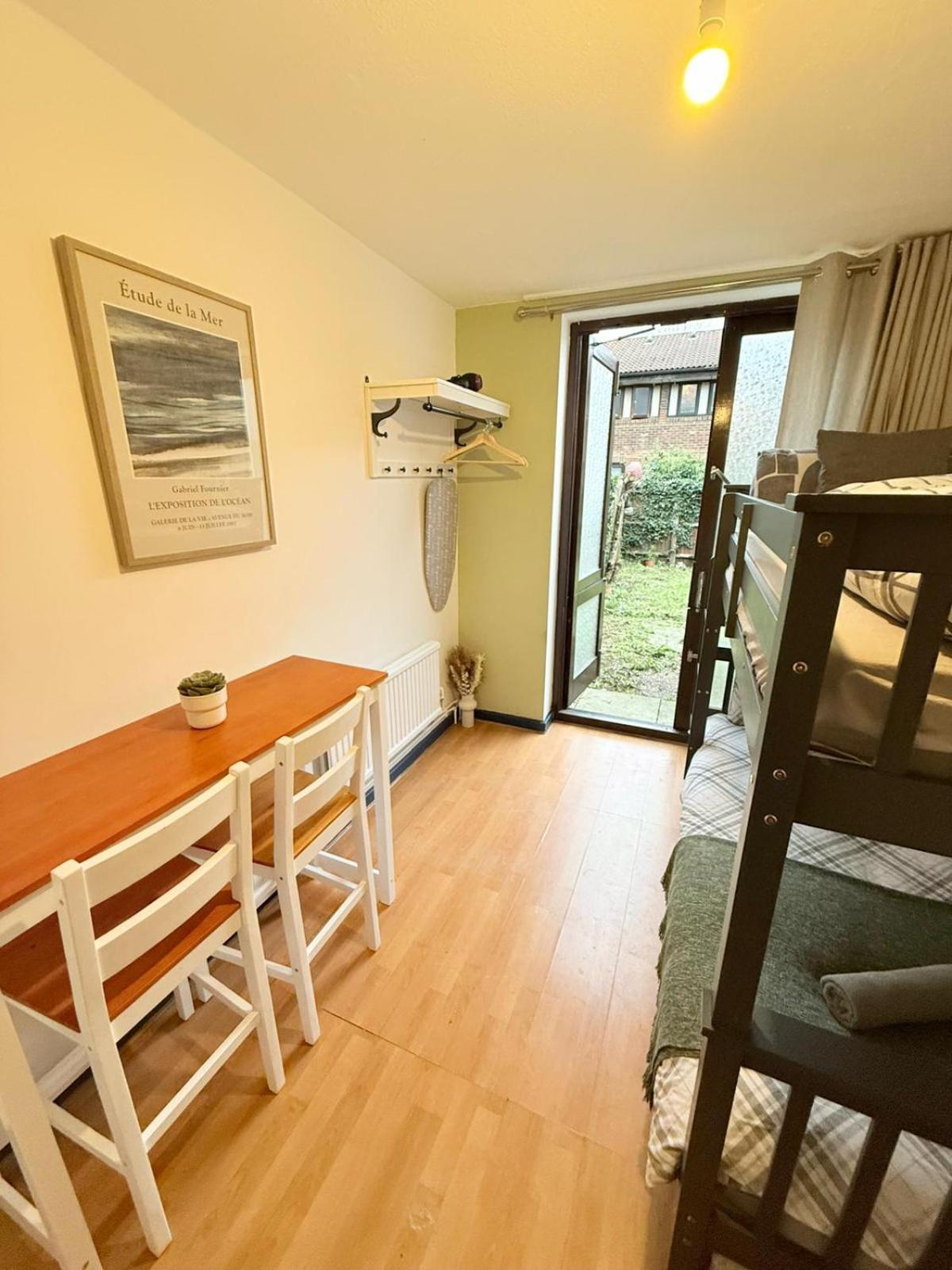 Guest house Oak Guest London